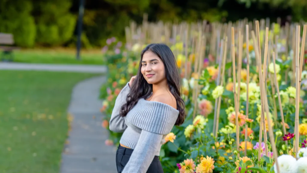 Autumn portrait photography in Harrogate at Valley Gardens — golden hour light, vibrant colours, and natural portraits among the flower beds, by Dick Lloyd Photography